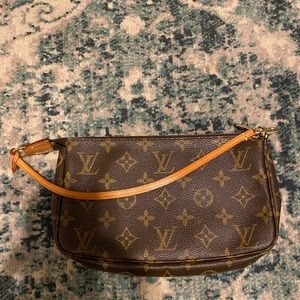 Louis Vuitton Monogram Pochette SD0042